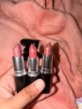 Mac lipstick